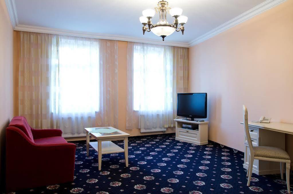 Apartments Natali Karlovy Vary Exterior photo